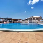 Beautiful Apto Amarilla Golf By Paramount Holidays Apartmán *